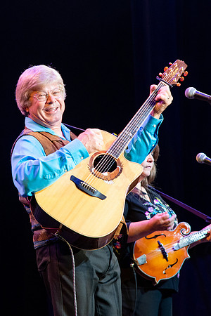 Jim Curry performs songs of John Denver at the Hart Auditorium.