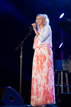 Hilary Weeks, along with Nik Day, perform at BYU-Idaho as part of Center Stage.
