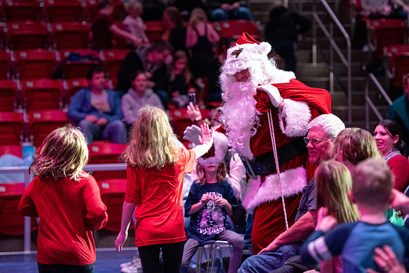 Sound Alliance and Vocal Union perform Swinging Christmas in the Hart Gym.