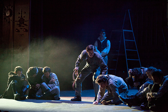 Peter and the Starcatcher is a wildly theatrical, hilarious and innovative retelling of how a miserable orphan came to be "The Boy Who Never Grew Up." Thirteen-year-old Molly Aster, a Starcatcher appr