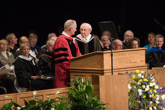 President Gordon B. Hinckley participates in the inauguration of Pres Kim B Clark.