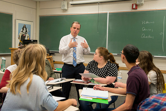 English instructor Eric d'Evegnee teaches Fundamentals of Literary Interpretation.