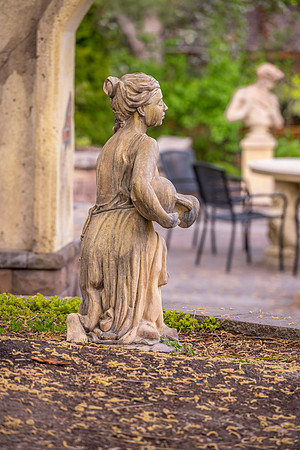 Spring is here and students are enjoying the beautiful campus sights.