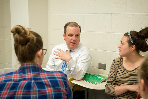 English instructor Eric d'Evegnee teaches Fundamentals of Literary Interpretation.
