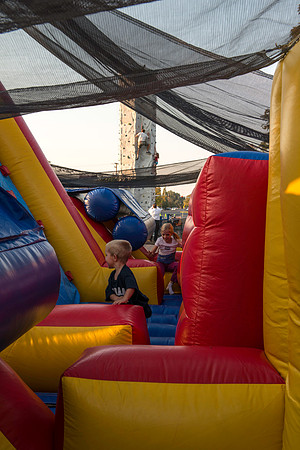 Beehive Credit Union welcomes BYU-Idaho students back for a new semester with free hotdogs and fun.