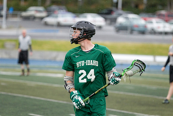 Spartan's Kevin Bosley looks for an open teammate as he examines the field.