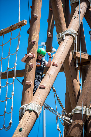Online Instructors come to BYU-Idaho campus for further learning to enhance teaching skills. Instructors take their turn at the Ropes Course.