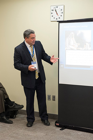 Faculty participate in breakout sessions as part of the Online Learning & Teaching Conference.