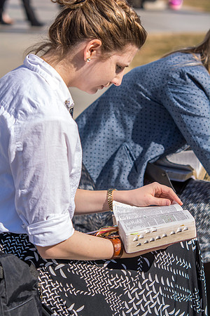 Studying Missionaries- MAR 2016