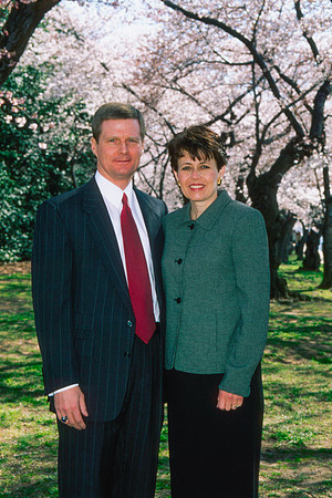 2001 President and Sister Bednar