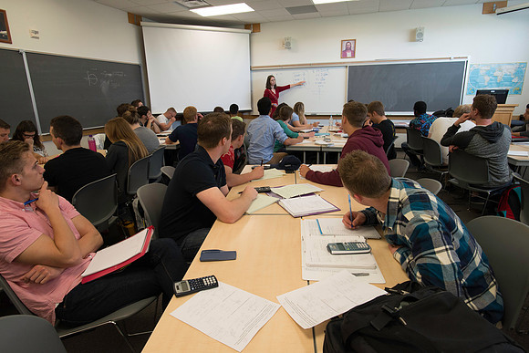 Exemplary Faculty Jen Baxter teaches a Trigonometry class in the Ricks Building.