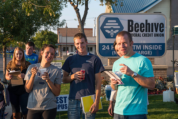Beehive Credit Union welcomes BYU-Idaho students back for a new semester with free hotdogs and fun.