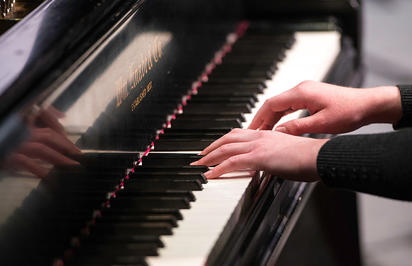 Sound Alliance and Vocal Union host this night of big band and vocal jazz, "A Night at the Swing Club" directed by Mark Watkins and Nori Brower. This is their farewell concert before leaving on tour t