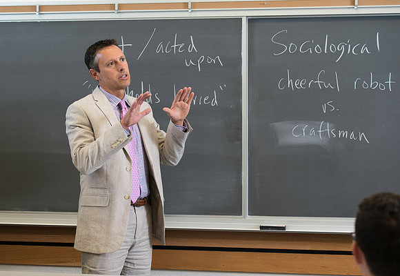Sociology Instructor Stephan Smith