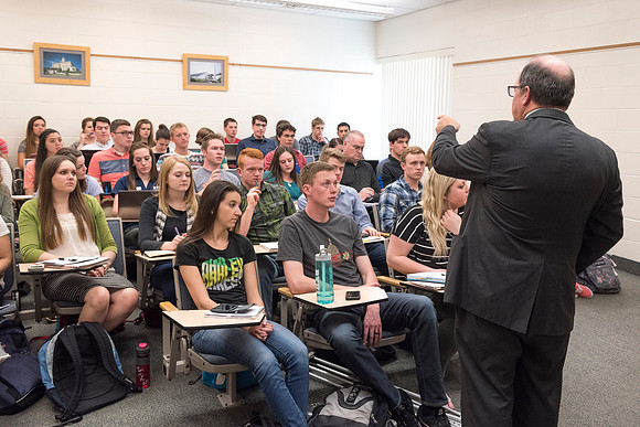 Jeff Chapman, one on the Religion instructors, teaches the Foundations of the Restoration course on campus.
