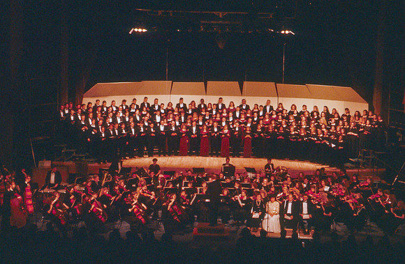 The Choir and Orchestra for the Visions of Eternity performance.