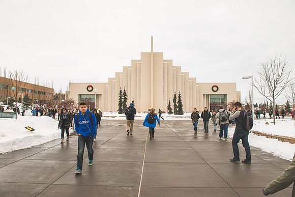 Students are welcomed back to campus during the Winter 2015 Semester on the first day back to school.