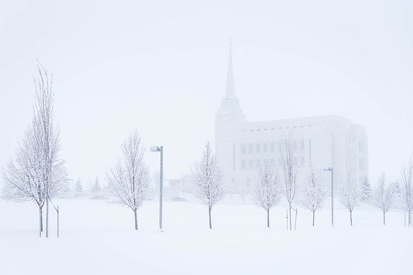 Snow on campus for graduation, Fall 2016.