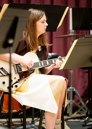 Performance of the jazz group at the Snow Building.