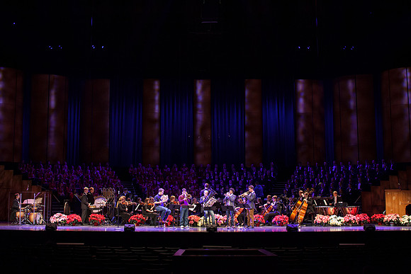 At the BYU-Idaho Christmas, the university dance department, choirs and orchestra, came together with guest artists Canadian Brass for a beautiful and uplifting show.