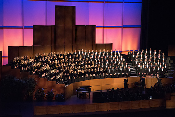 The BYU-Idaho Choir.