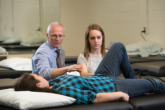 Lynn Perkes teaches Physical Therapy Lab.