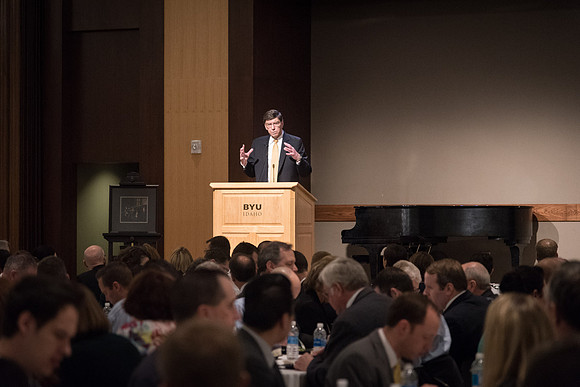 Faculty enjoy a luncheon with Clayton Christensen, the Kim B. Clark Professor of Business Administration at the Harvard Business School