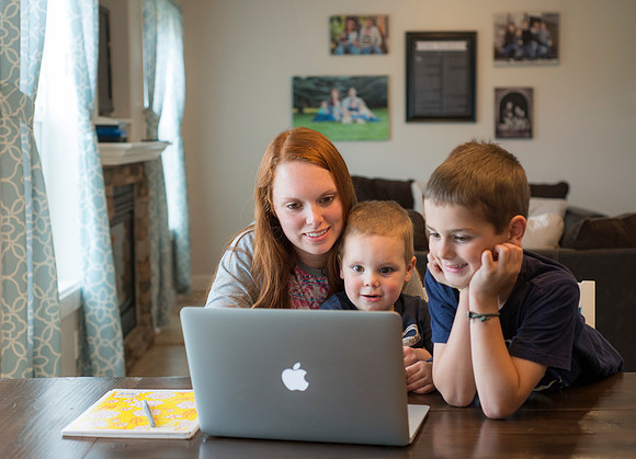 Pathway student Elizabeth Cameron and her family. March 2017