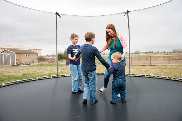 Pathway student Elizabeth Cameron and her family. March 2017