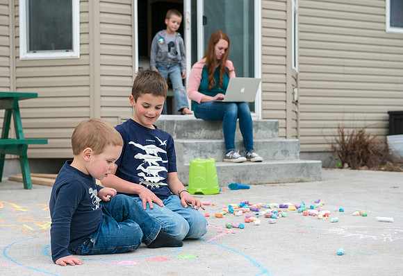 Pathway student Elizabeth Cameron and her family. March 2017