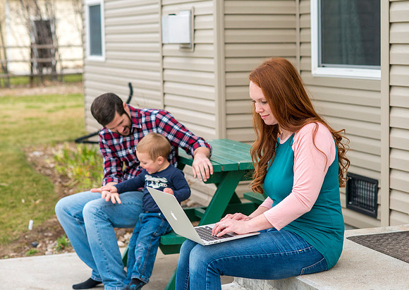 Pathway student Elizabeth Cameron and her family. March 2017