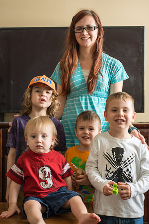 Pathway student Eva Sherrod and her children.
