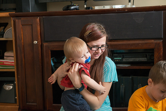 Pathway student Eva Sherrod and her children.