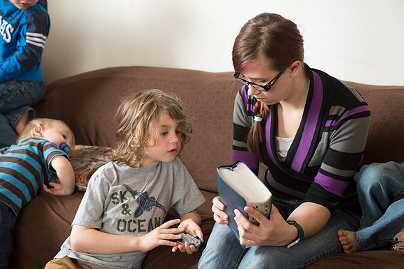 Pathway student Eva Sherrod and her children.