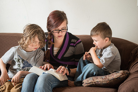 Pathway student Eva Sherrod and her children.