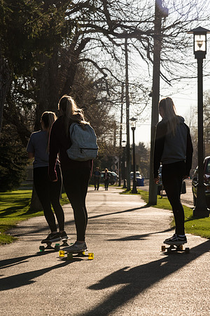 Students enjoy themselves around town in the Spring 2017 semester.