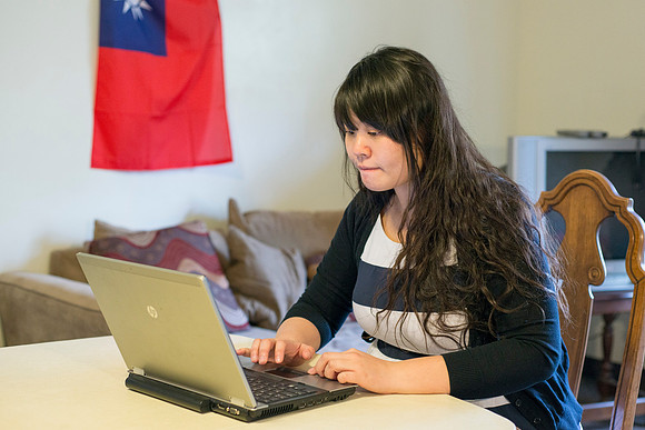 Pathway student, Chia Hsin and husband Kai Webber, April 2017