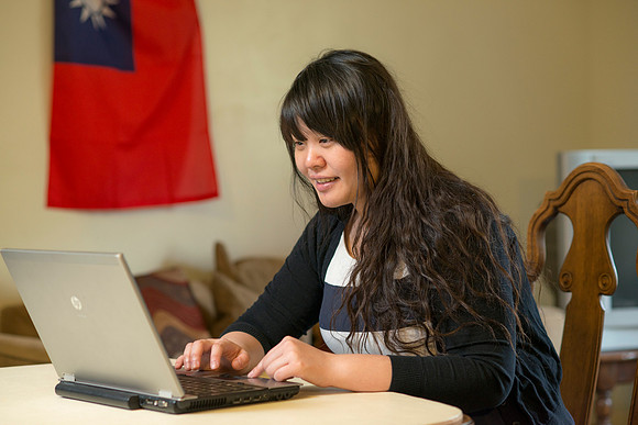 Pathway student, Chia Hsin and husband Kai Webber, April 2017