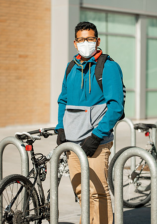 Students walk around BYUI campus on their first day of classes for the Spring 2021 semester.