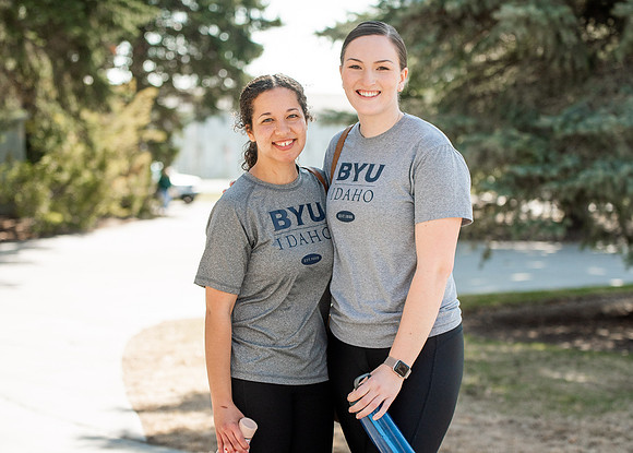 Students walk around BYUI campus on their first day of classes for the Spring 2021 semester.