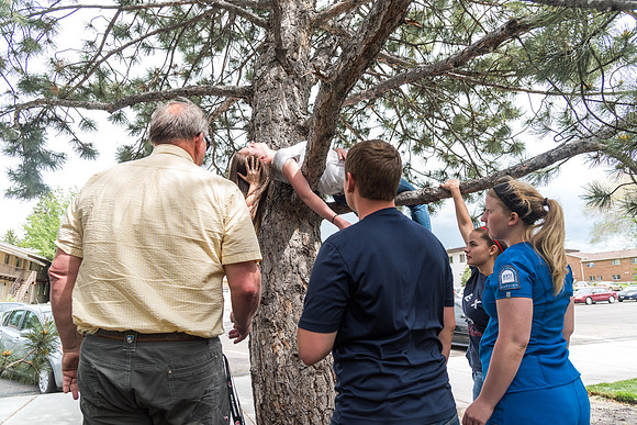Students learn about Wilderness First Aid.