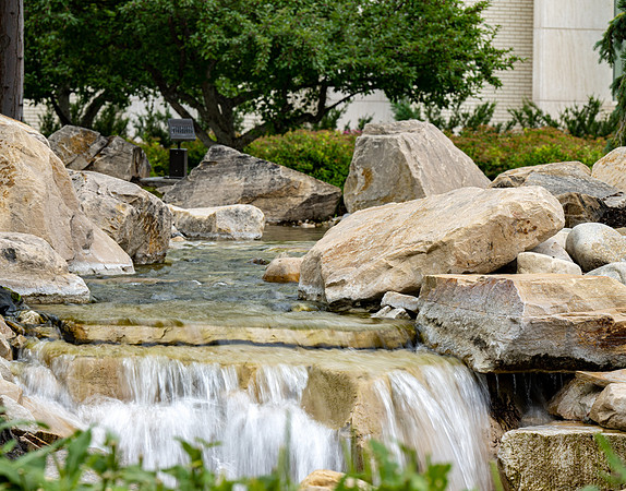 Water feature on campus in front of the Taylor quad.