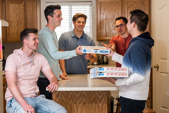 Roommates (Guys)  - Apr 2021