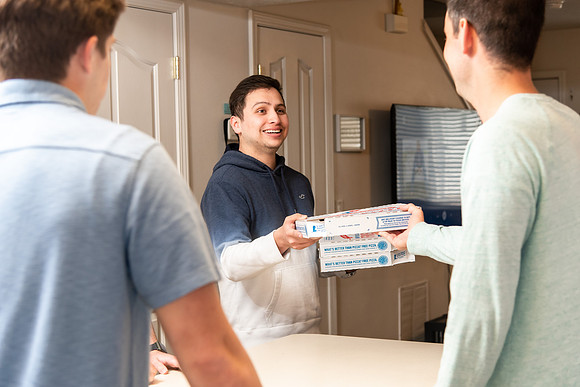 Roommates (Guys)  - Apr 2021