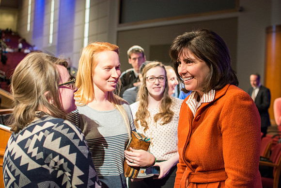 Carole Stephens meets with Brigham Young university-Idaho students and shakes hands with them. Photo by Ryan Chase