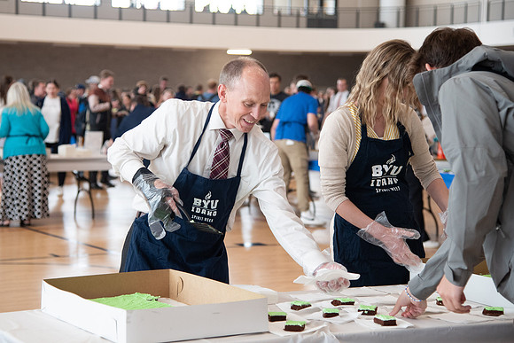 Devotional attendees enjoy a brownie after Devo for Spring Fest.