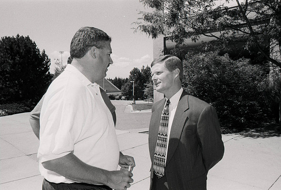 President Bednar takes time to visit out on campus.