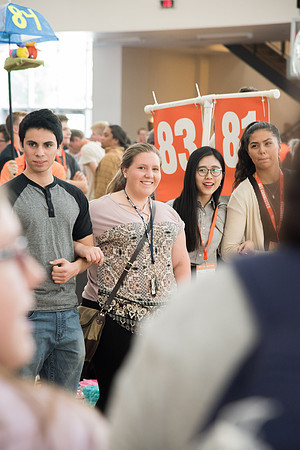 New students participate in the Get Connected Games held in the I-Center Courts.