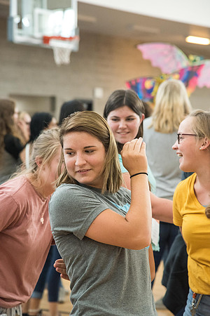 New students participate in the Get Connected Games held in the I-Center Courts.