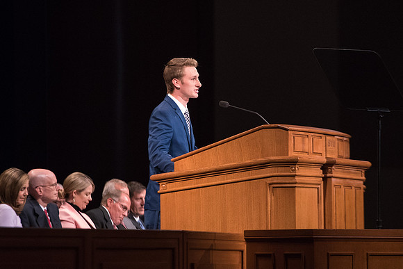 Student Representative Council Director, Joseph Pennington, conducts the New Student Parent Welcome Meeting during Get Connected.